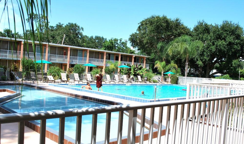 Howard Johnson By Wyndham Tropical Palms Kissimmee Exterior foto